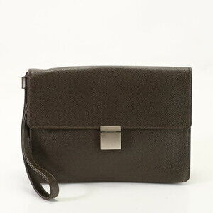 Louis Vuitton Taiga Selenga leather clutch bag document business